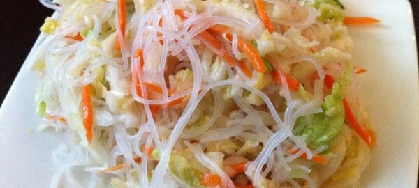 Салат из крахмальной лапши