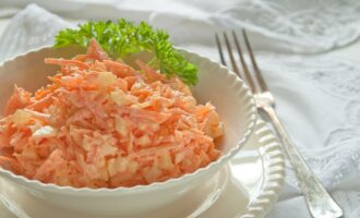 Салат из моркови и яиц