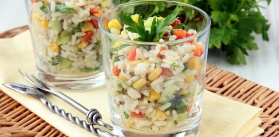 Рисовый салат с овощами