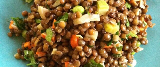 Салат из чечевицы с овощами