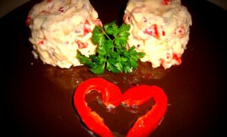 Салат с языком и перцем