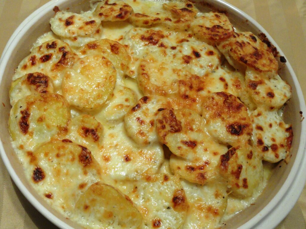 запеканка с индейкой грибами и картошкой