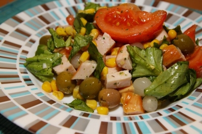Салат с копченой куриной грудкой