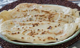 Жареные пирожки с сыром
