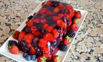 Десерт из летних ягод
