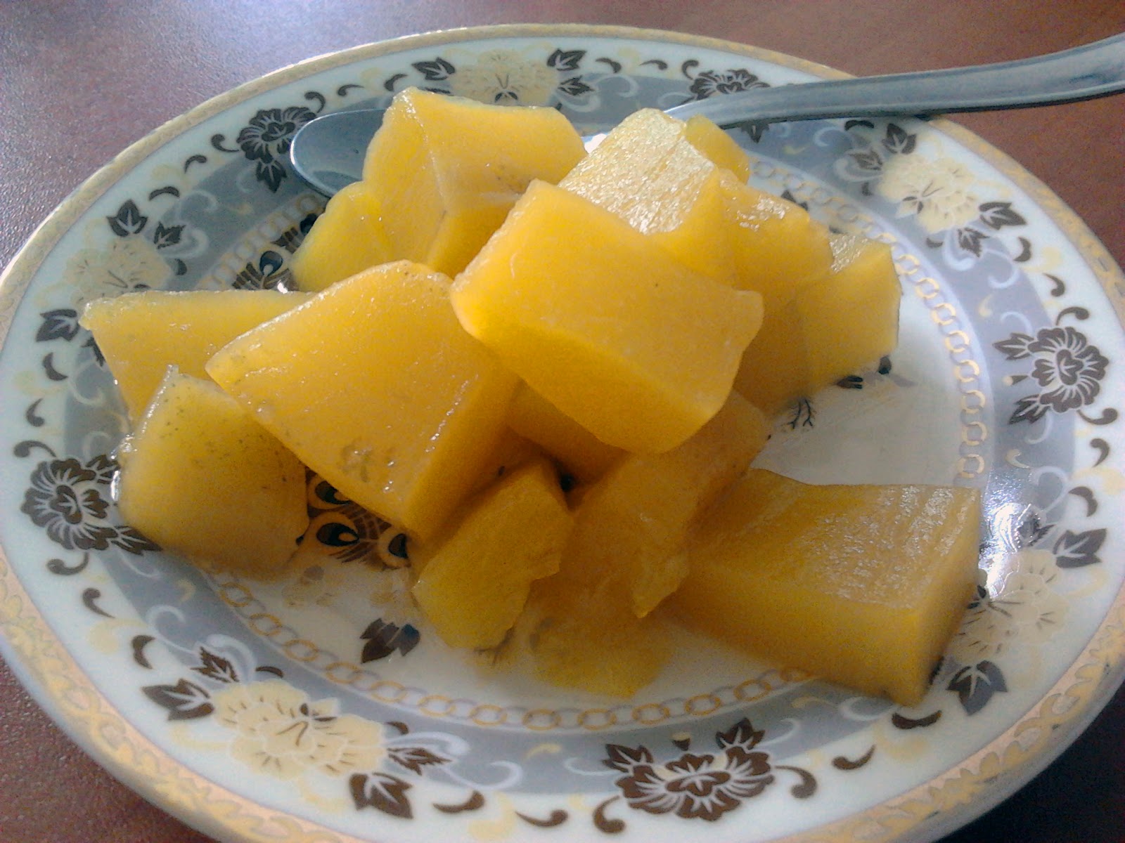 Дыня, консервированная в сиропе, с инжиром