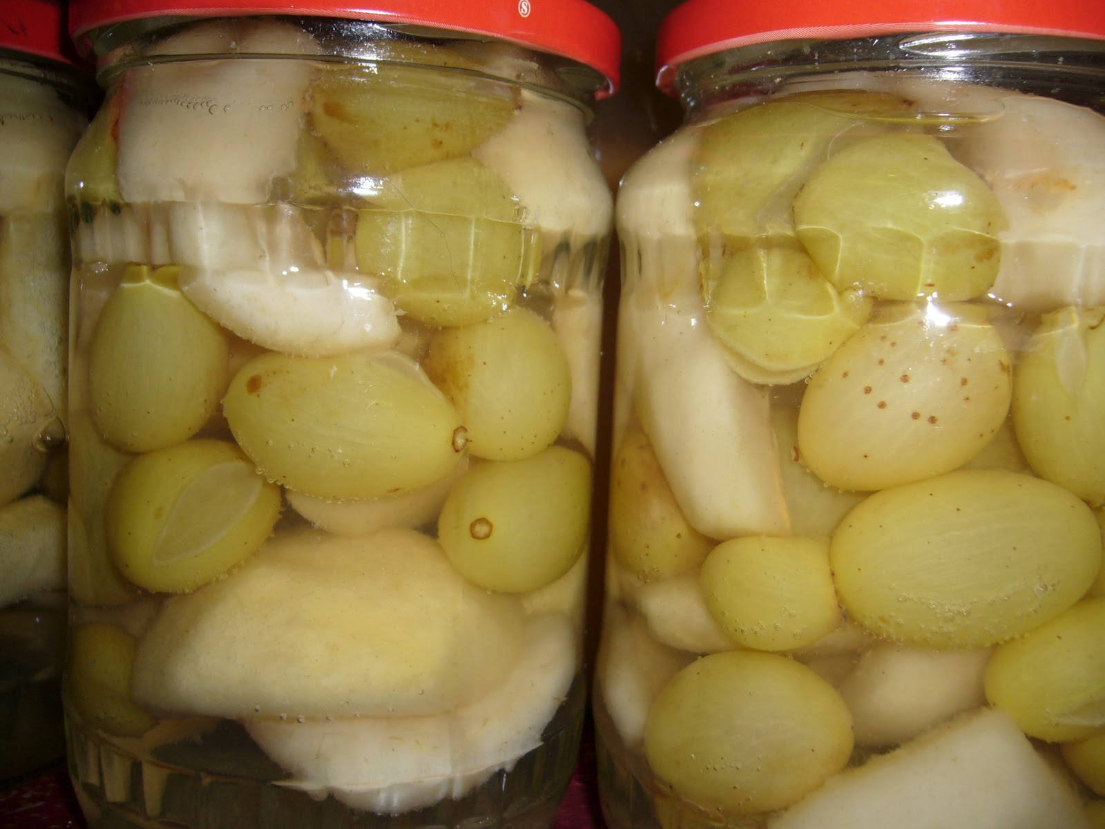 Компот из яблок с виноградом на зиму