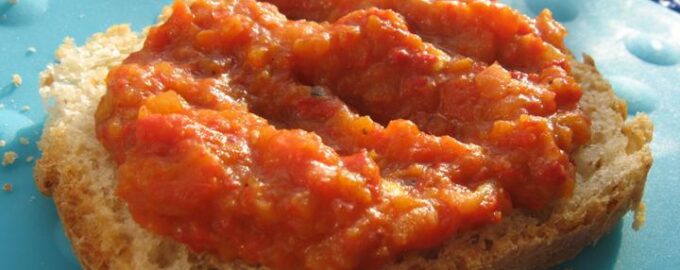 Морковь с помидорами и чесноком на зиму﻿