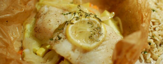 Филе рыбы с овощами в духовке
