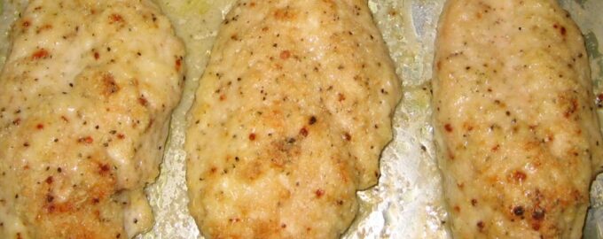 Куриная грудка с сыром в духовке