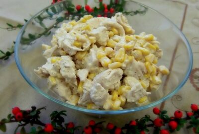 Салат с блинами и курицей