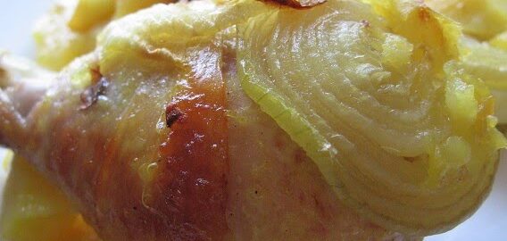 Курица с картошкой в фольге в духовке