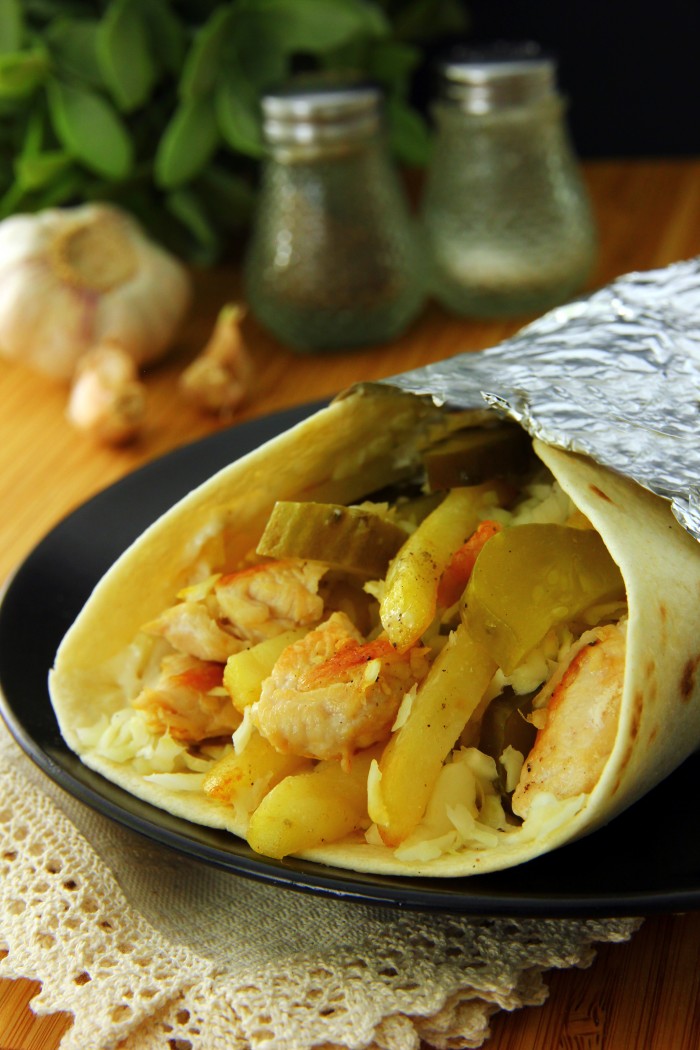 картошка фри в лаваше.