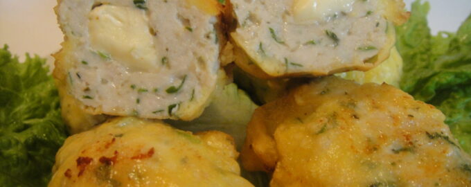 Куриные котлеты с сыром и зеленью