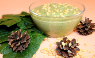 Шпинатный соус. Добавит вкуса многим блюдам