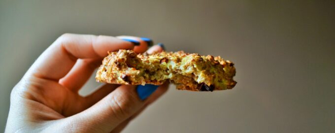 Овсяное печенье без муки, без сахара, без масла
