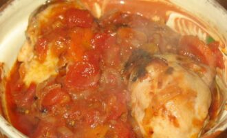 Куриные голени в томатном соусе