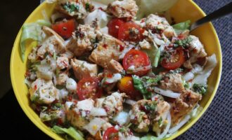 Салат итальянский с курицей