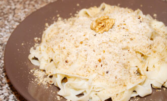 Макароны с орехами