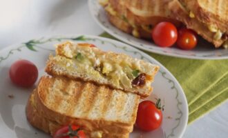 Бутерброды с кабачками