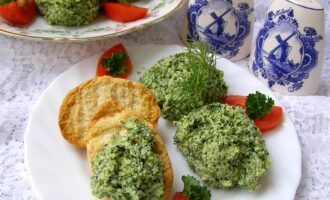 Закуска из сыра и зелени