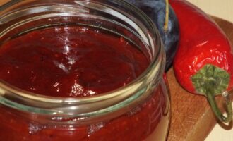 Сливовый соус к мясу на зиму