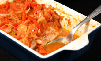 Рыба запеченная с овощами