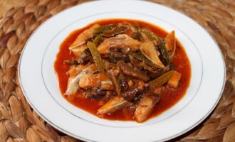 Сельдь с грибами