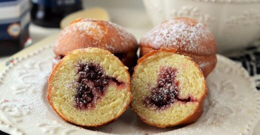 Пончики с джемом