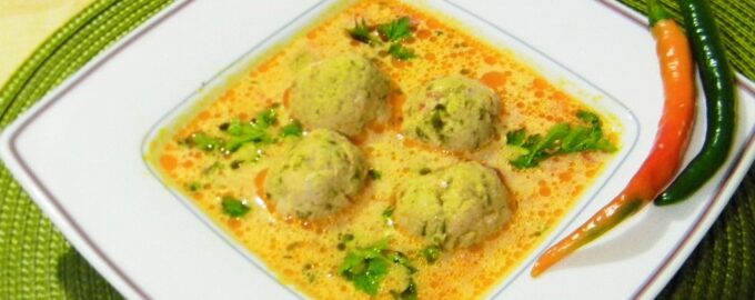Куриные фрикадельки с подливкой