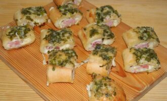 Запеченный багет с начинкой