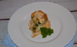 Гнезда из макарон с фаршем