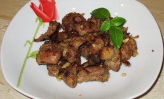 Жареная свинина с луком