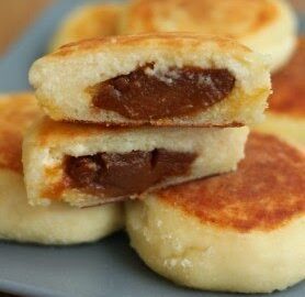 Сырники с вареной сгущенкой