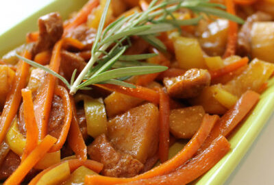 Карри из свинины с овощами