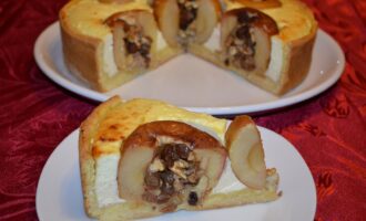 Пирог с целыми яблоками