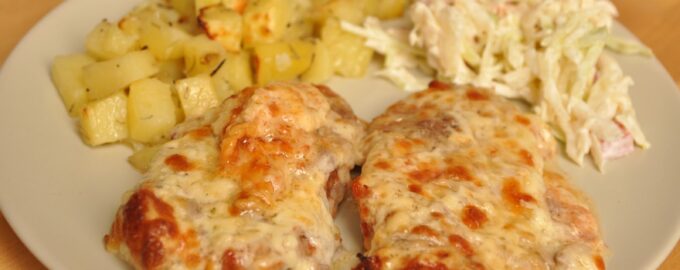 Свинина под сыром и майонезом