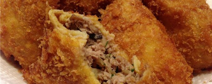 Блины с мясом и грибами в панировке