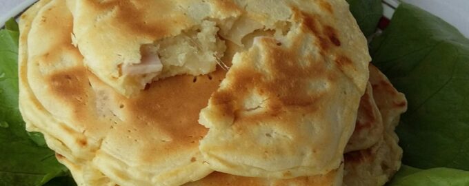 Оладьи с ветчиной и сыром