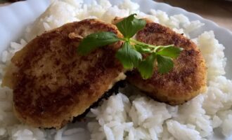 Диетические капустные котлеты