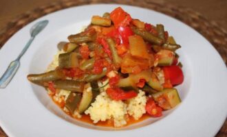 Овощное рагу со стручковой фасолью