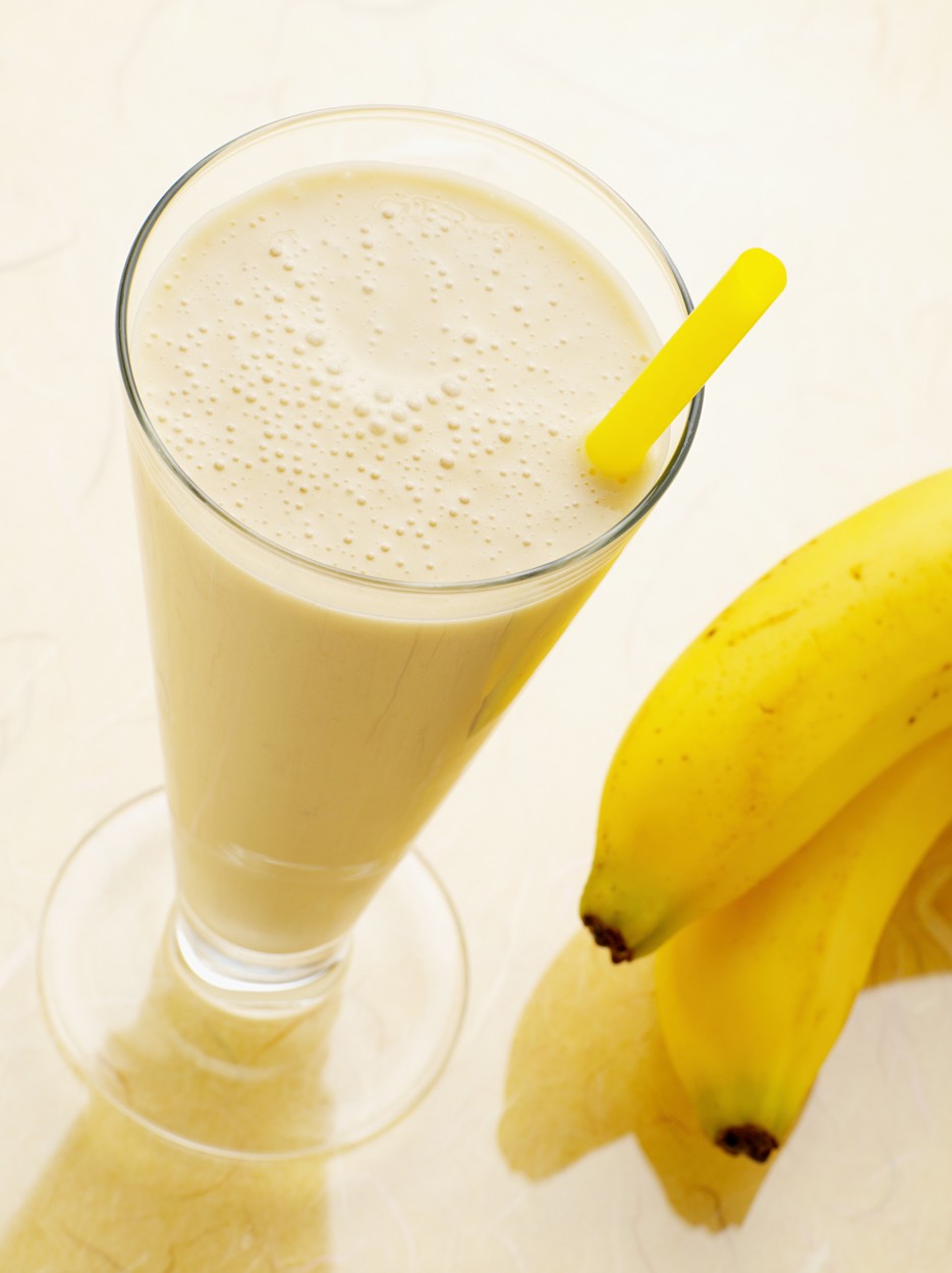 Молочный коктейль с бананом вкусный рецепт с фото пошагово и видео .