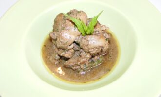 Куриная печень в пиве