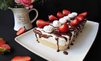 Чизкейк с клубникой