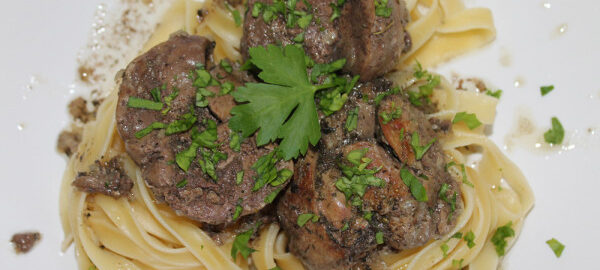 Спагетти с куриной печенью