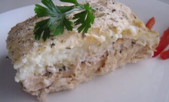 Картофельная запеканка с рыбой