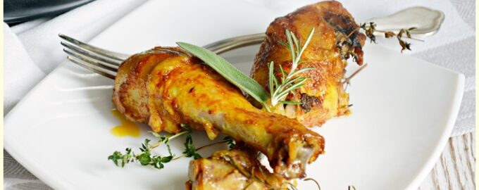 Куриные голени с чесноком и травами