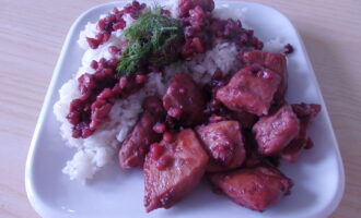 Курица с гранатом