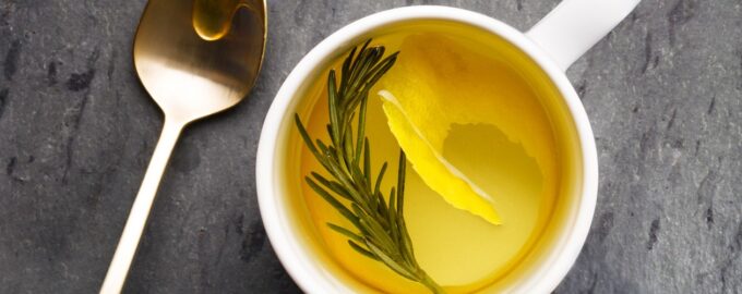 Чай с розмарином, апельсином и медом