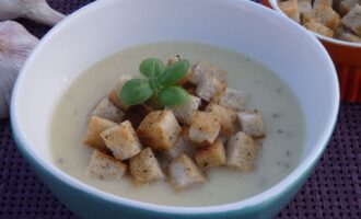Чесночно-сырный суп